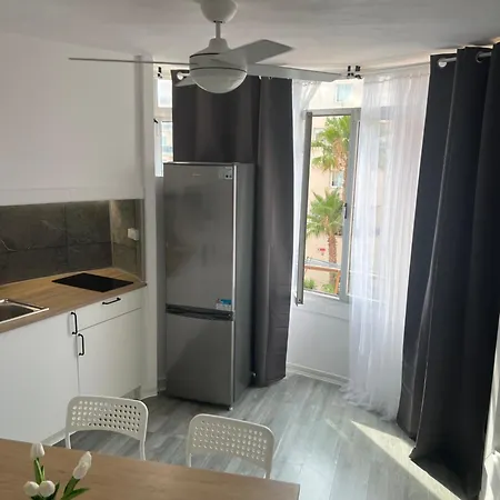 En Segunda Linea De Mar Appartement La Pineda