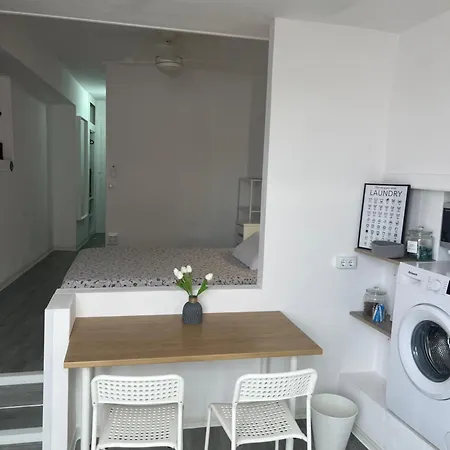 Apartment En Segunda Linea De Mar La Pineda