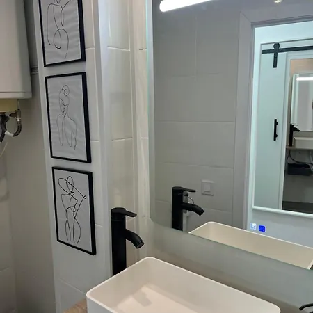 En Segunda Linea De Mar La Pineda